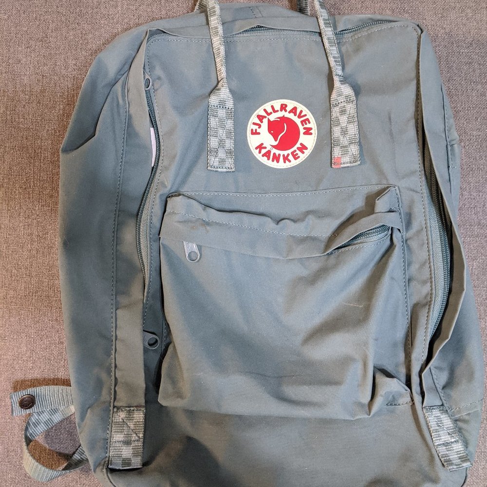 Fjallraven Kanken Laptop 17" Backpack Padded